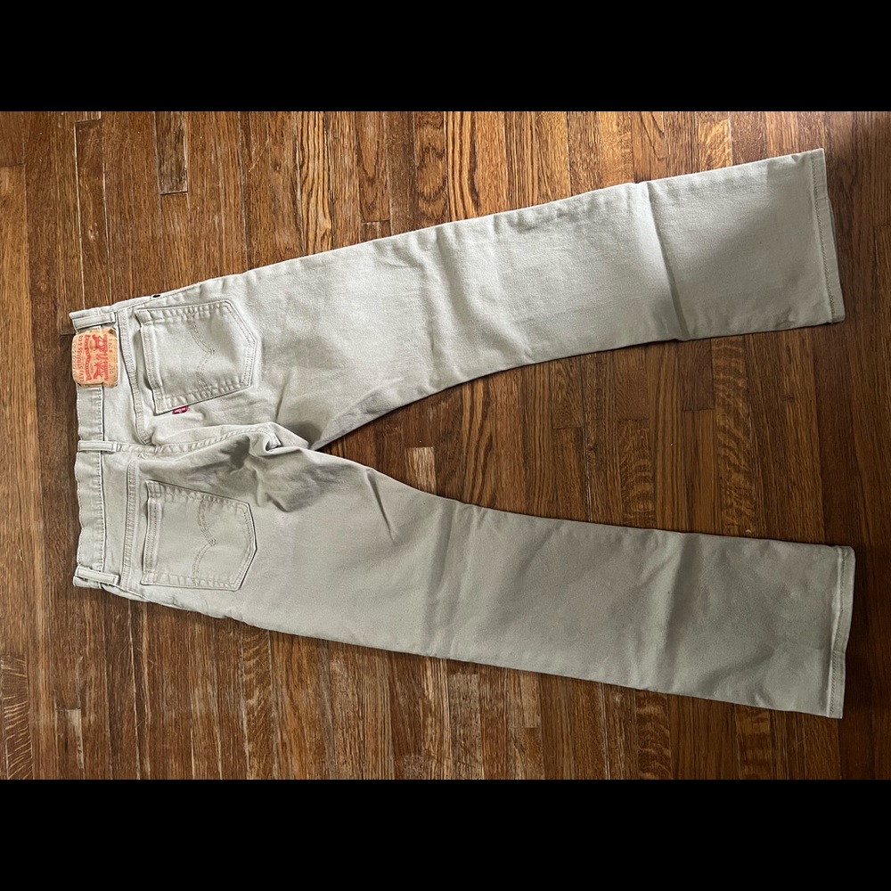 Nice preowned Levi’s 517 boot cut stretch jeans 29x30